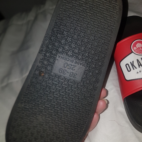 Sandals - Picture 11 of 11